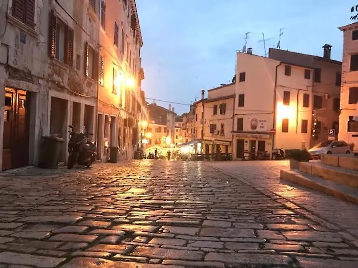 Apartment Feel The City Atmosphere Rovinj